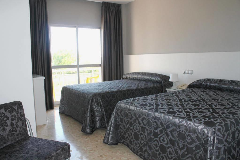 Hotel Marola Playa de la Lanzada Exterior photo